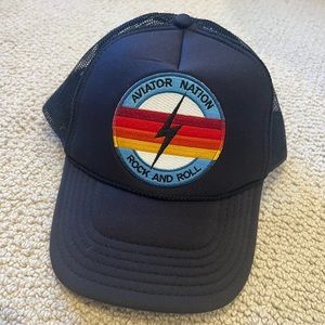 Aviator nation, rock ‘n’ roll, trucker hat